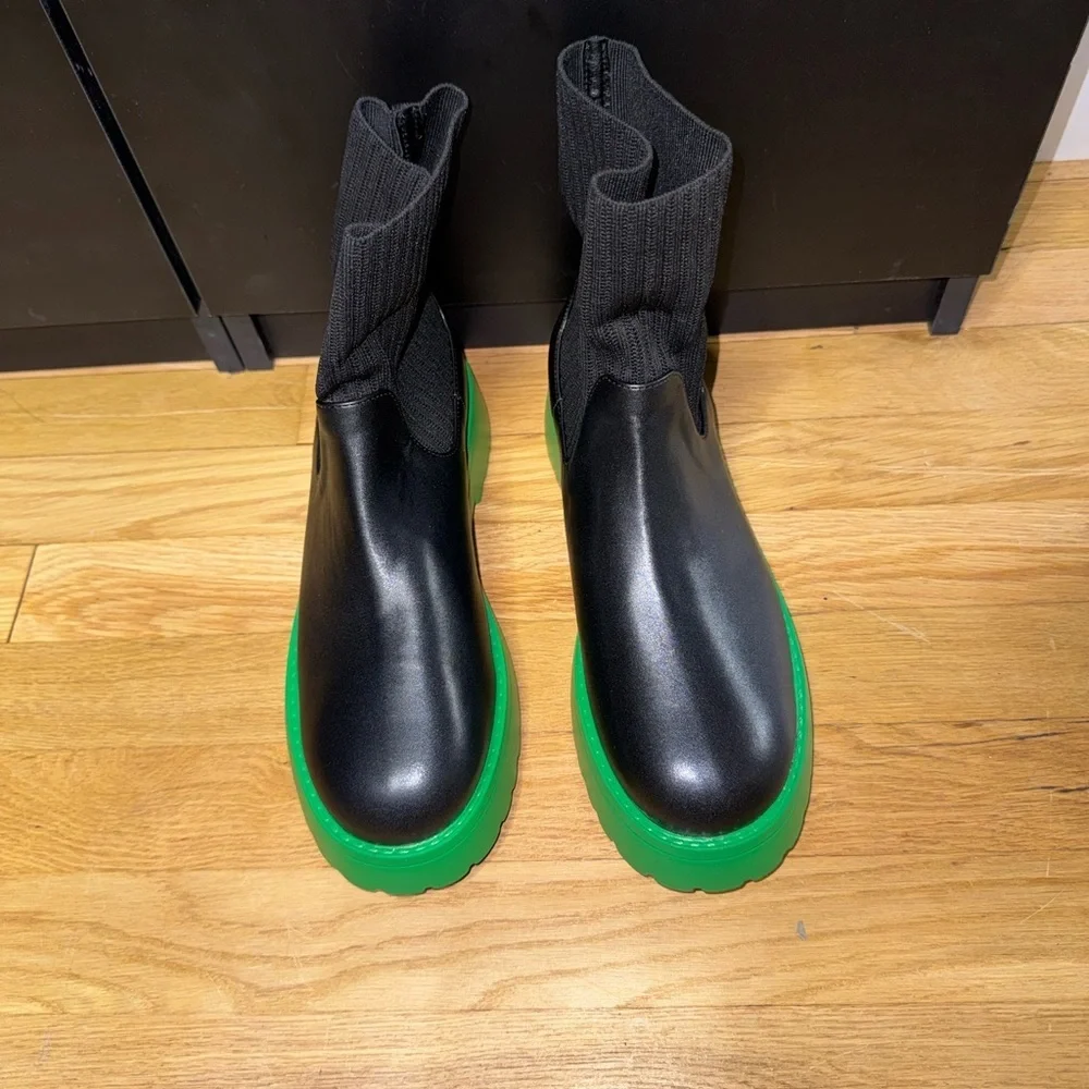 Woman  Black and Green Boots